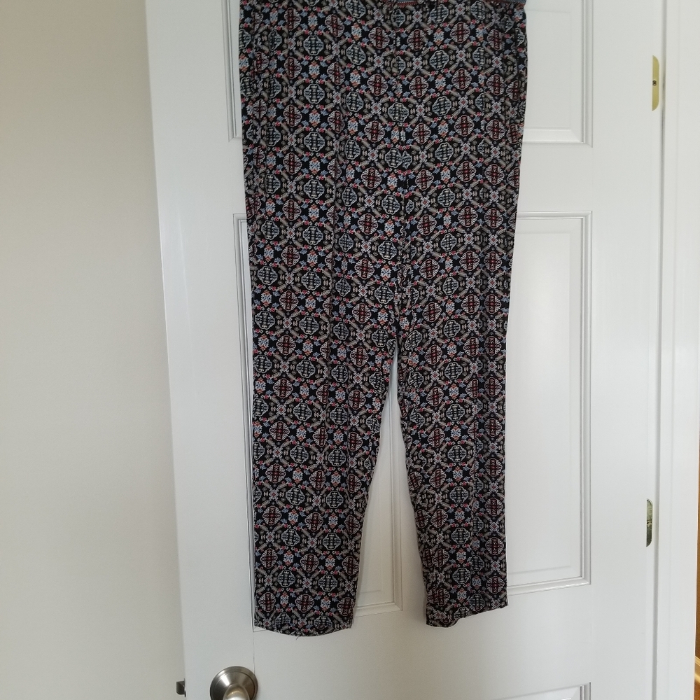 Full leg pants with elastic drawstring waist.